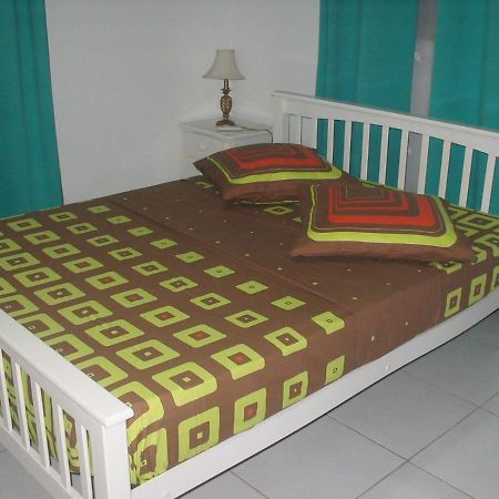 Petit Paradis Appartement Morne la Valeur Buitenkant foto