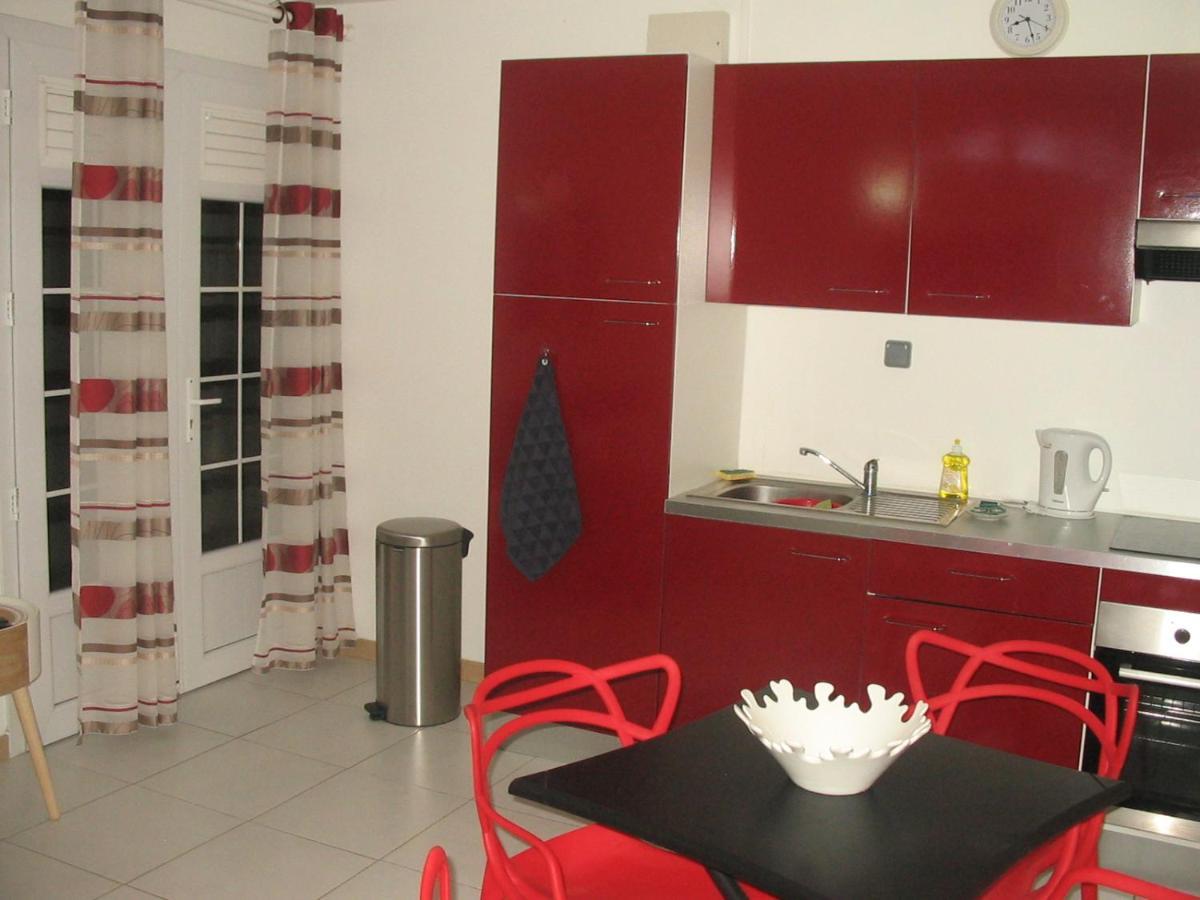 Petit Paradis Appartement Morne la Valeur Buitenkant foto