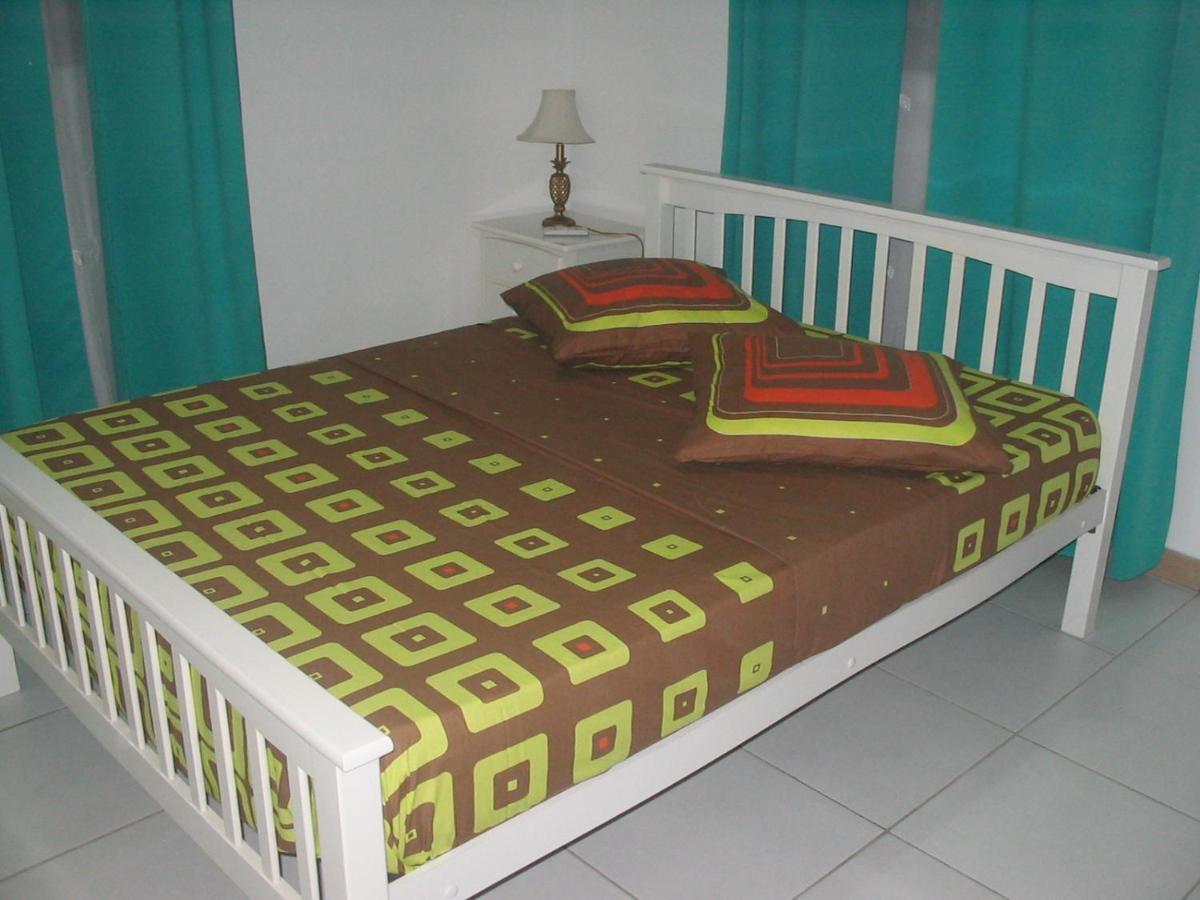 Petit Paradis Appartement Morne la Valeur Buitenkant foto