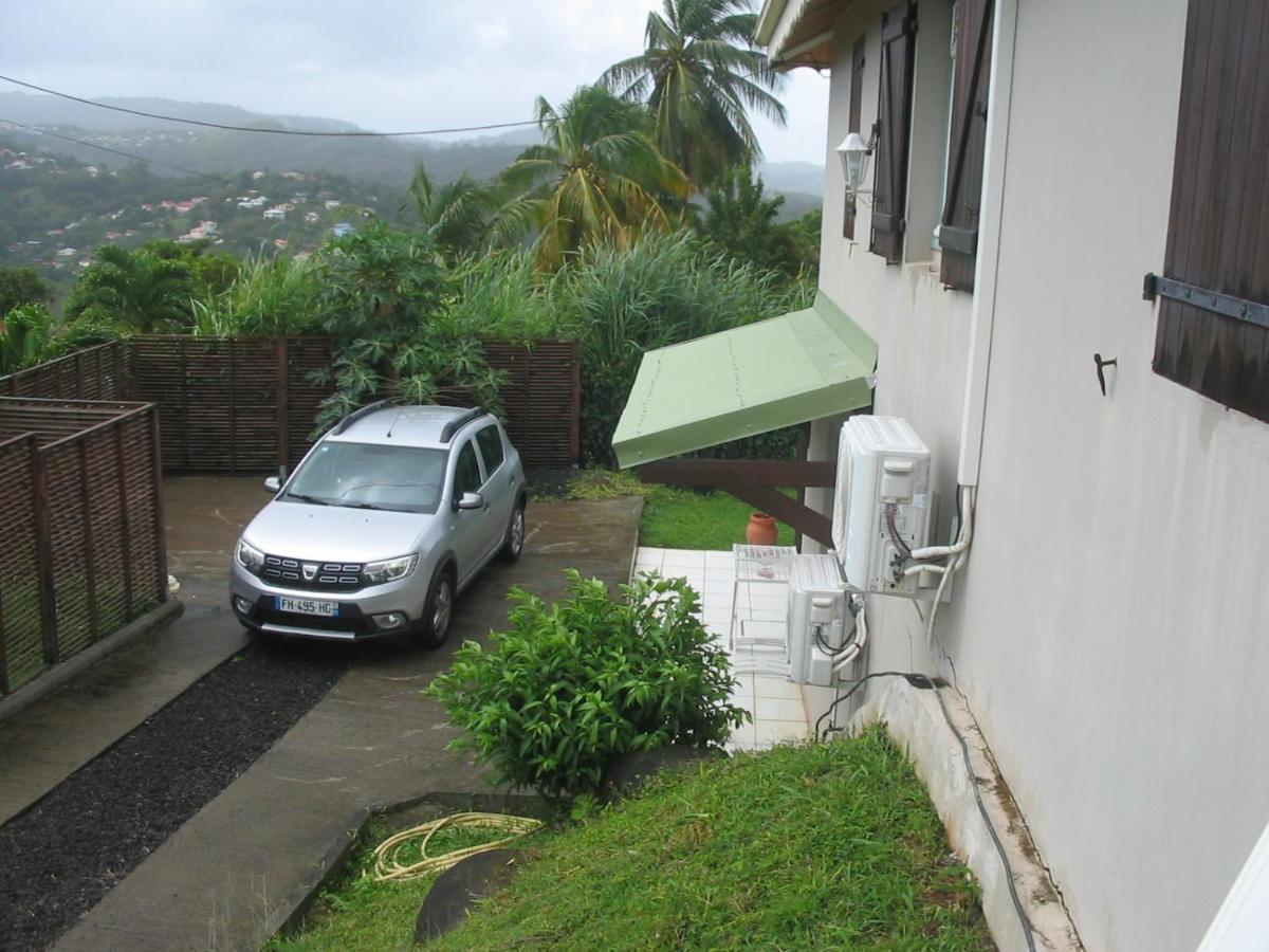 Petit Paradis Appartement Morne la Valeur Buitenkant foto